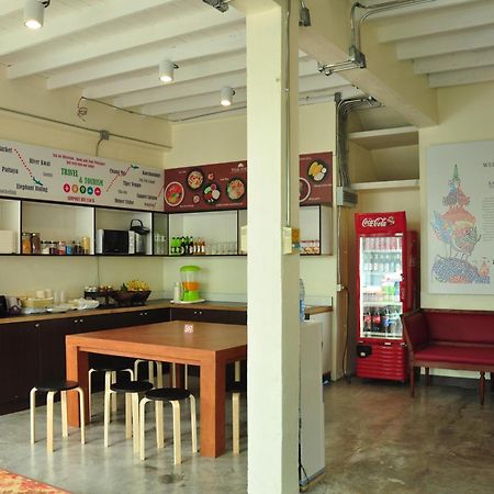 Sabye Club Hostel Bangkok Eksteriør billede