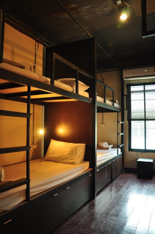 Sabye Club Hostel Bangkok Værelse billede