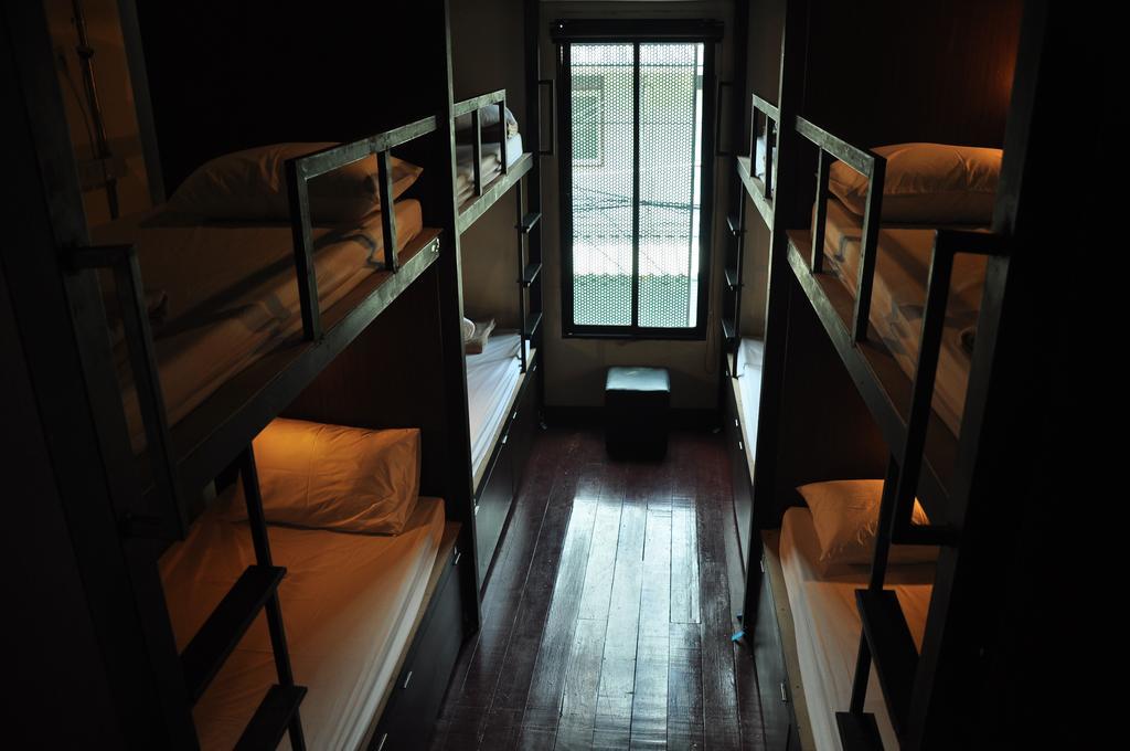 Sabye Club Hostel Bangkok Værelse billede